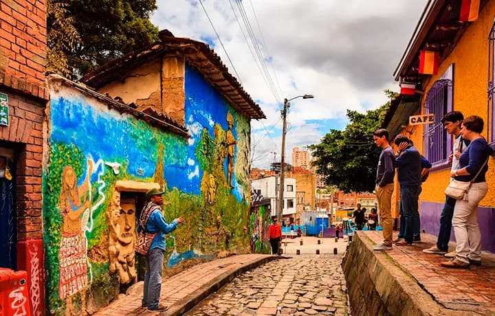 Día 2 - DÍA 2 –  CITY TOUR POR BOGOTÁ, CENTRO HISTÓRICO, MUSEO DEL ORO Y MONSERRATE.