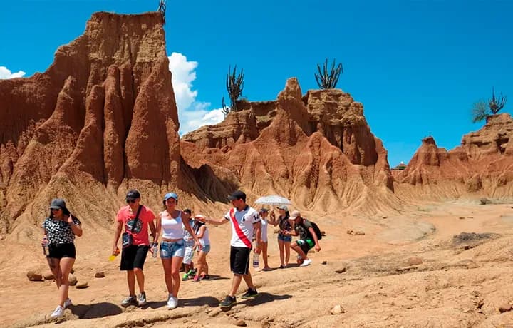 Día 4 - DÍA 4 – MEDELLIN – NEIVA – DESIERTO DE LA TATACOA