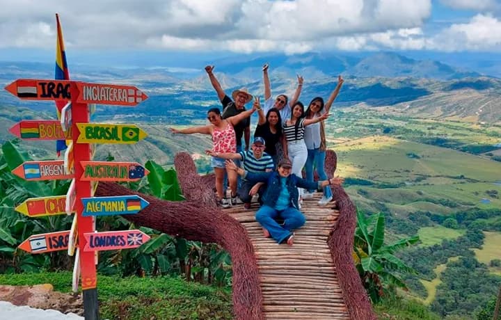 Día 5 - Día 5 – HUILA - MONTAÑA MANO DE GIGANTE